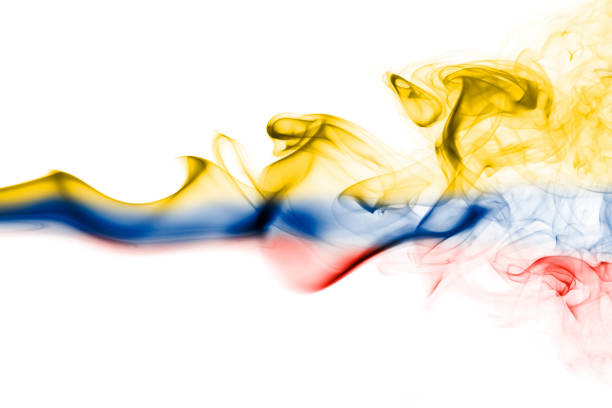 istock Colombia smoke flag 908007212