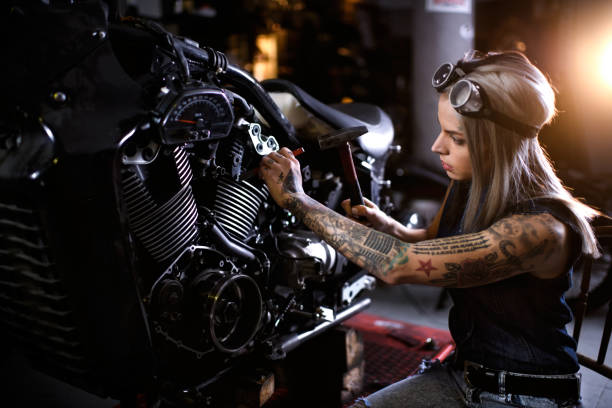 istock Motorcycle repair shop 908009482