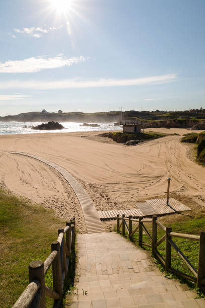 istock road to a beautiful sunny beach 908011694