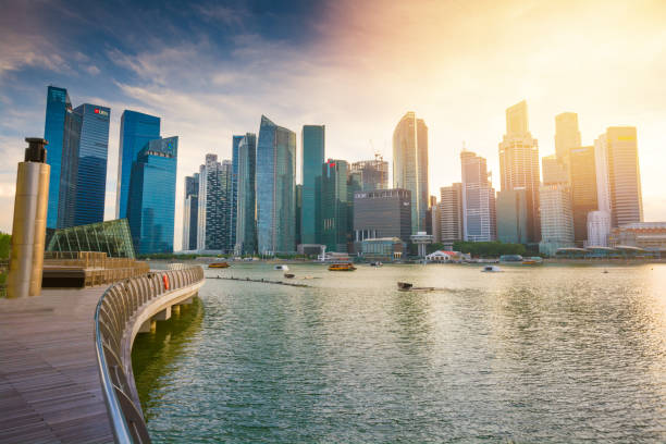 vista panorâmica do skyline de singapura e marina bay - singapore skyline - fotografias e filmes do acervo