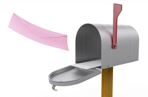 aprire la cassetta postale e la busta rossa di volo ricevuta nella casella - mailbox mail box open foto e immagini stock