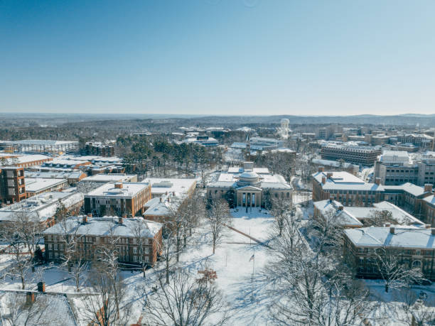 istock Aerial of UNC-Chapel Hill in Winter 908036564