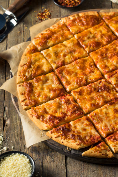 istock Delicious Homemade Cheese PIzza 908066022