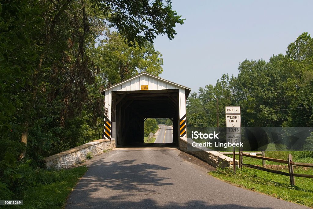 Ponte Coberta em Amish Condado - Royalty-free Amish Foto de stock