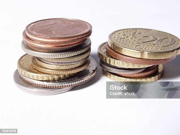 Monedas Foto de stock y más banco de imágenes de Actividad comercial - Actividad comercial, Actividades bancarias, Ahorros