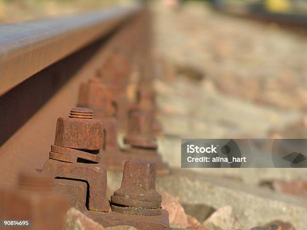 루스트 철도 가리기에 대한 스톡 사진 및 기타 이미지 - 가리기, 갈색, 거리