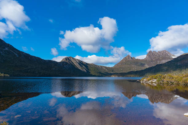 istock Lake Dove and Cradle mountain panorama landscape 908161244