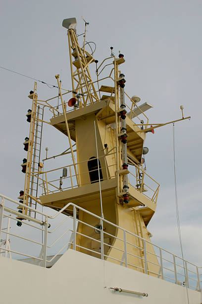 torre de comunicações - sea safety antenna radar imagens e fotografias de stock