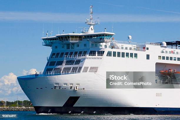 Foto de Proa De Um Ferry e mais fotos de stock de Alemanha - Alemanha, Atividades de Fins de Semana, Barco a Vela