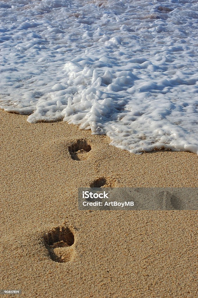 Impronte nella sabbia - Foto stock royalty-free di Abbandonato