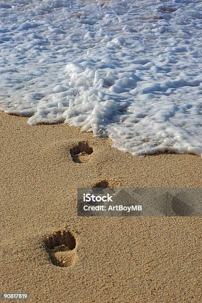 Impronte Nella Sabbia - Fotografie stock e altre immagini di Abbandonato - Abbandonato, Acqua, Ambientazione esterna