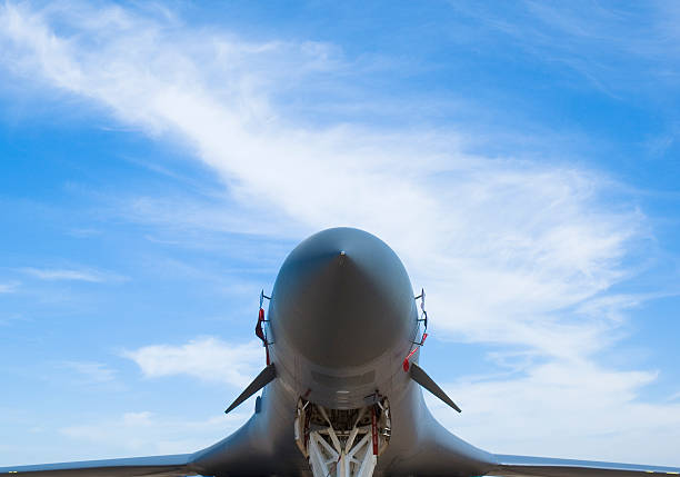 B1 bomber aircraft  b1 bomber stock pictures, royalty-free photos & images