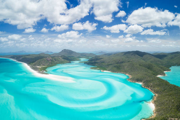 Whitsunday Islands, Great Barrier Reef, Queensland, Australia Unique arial panorama of the famous Whitsunday Islands queensland photos stock pictures, royalty-free photos & images