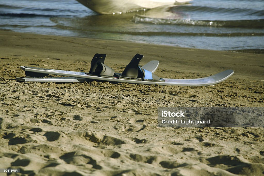 Perder esquis - Foto de stock de Areia royalty-free