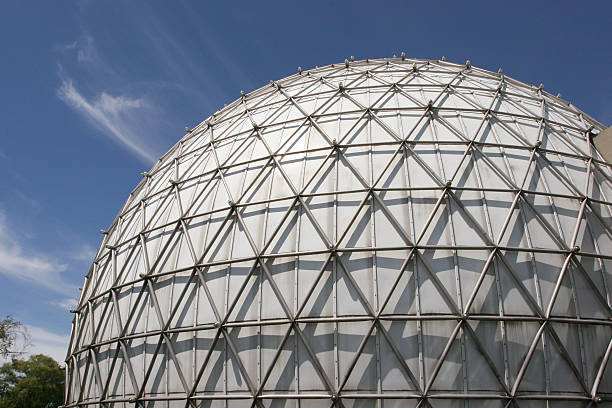 abóboda geodésica - triangle geodesic dome mesh dome imagens e fotografias de stock