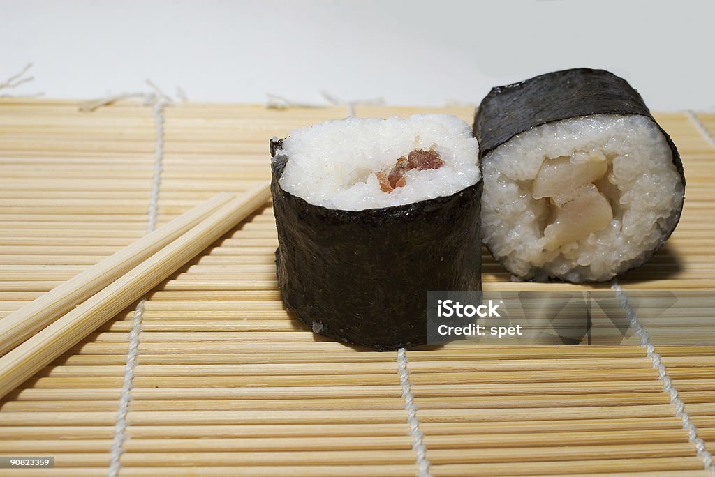 sushi i pałeczki - Zbiór zdjęć royalty-free (Azja)