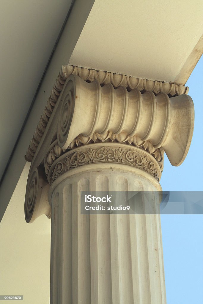 Colonna ionica. - Foto stock royalty-free di Antico - Condizione