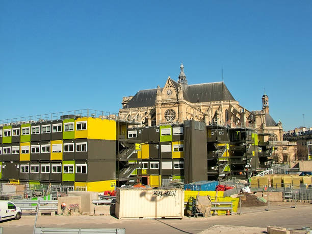Construction in the area of Les Halles in Paris Paris, France - March 20, 2014: Reconstruction of the Le Forum des Halles in the Quartier des Halles. In the background: the church(Eglise) of Saint-Eustache. église saint eustache stock pictures, royalty-free photos & images