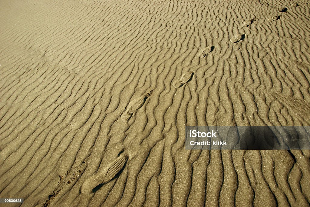 Empreintes dans le sable naturel - Photo de Absence libre de droits