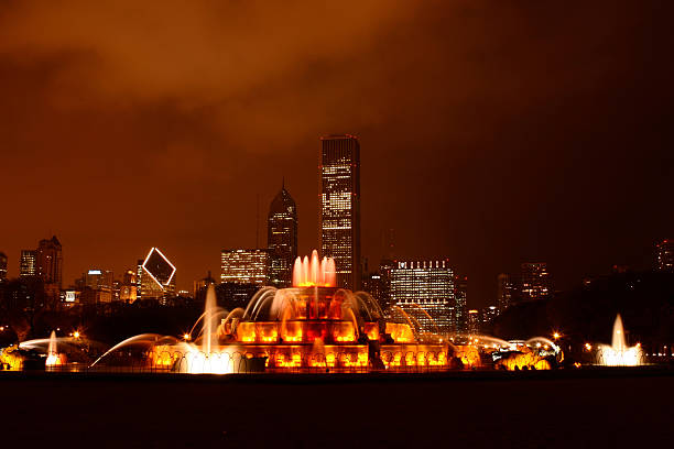 istock Buckingham Memorial Fountain 90833810