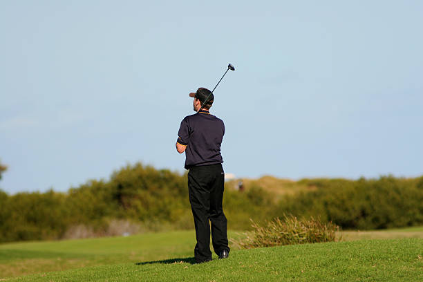 골프 player - golf following through retirement 뉴스 사진 이미지