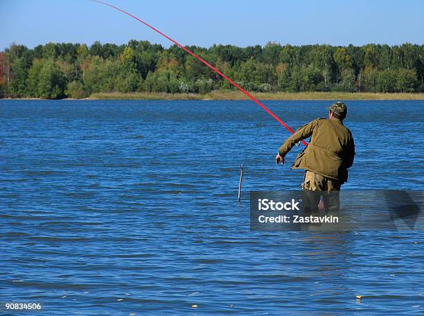 Photo libre de droit de Pêcheur banque d'images et plus d'images libres de droit de Activité de loisirs - Activité de loisirs, Adulte, Bleu