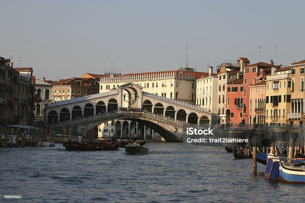 Di puente de Rialto en Venecia, Italia - Foto de stock de Aire libre libre de derechos