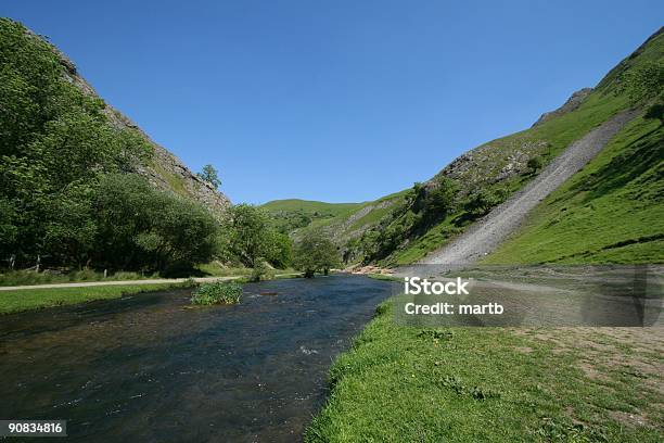 Valle Del Río Foto de stock y más banco de imágenes de Acantilado - Acantilado, Agua, Aire libre