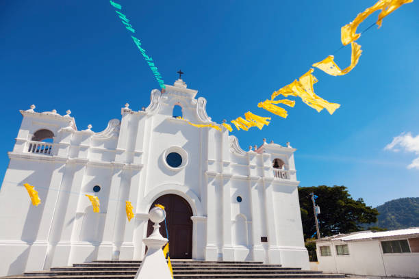 iglesia en apaneca, el salvador - san salvador fotografías e imágenes de stock