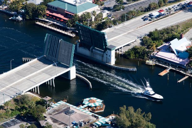 istock Aerial living in Florida 908370200