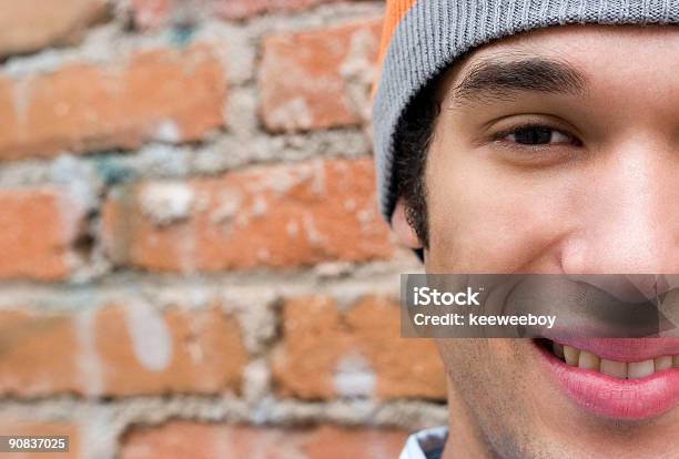 Sorridente Jovem - Fotografias de stock e mais imagens de Adolescente - Adolescente, Adolescência, Adulto