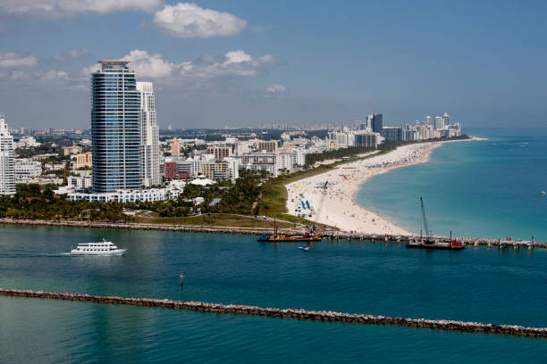 istock Aerial living in Florida 908370338