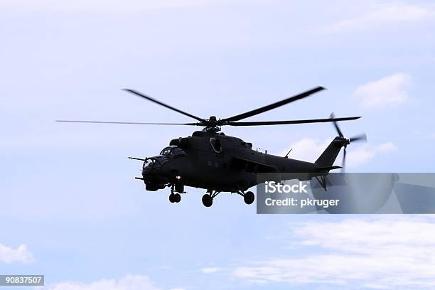Voo De Helicóptero - Fotografias de stock e mais imagens de Agressão - Agressão, Arma de Fogo, Betão