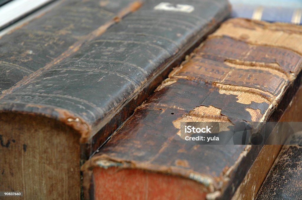 Viejo libros - Foto de stock de Antigualla libre de derechos