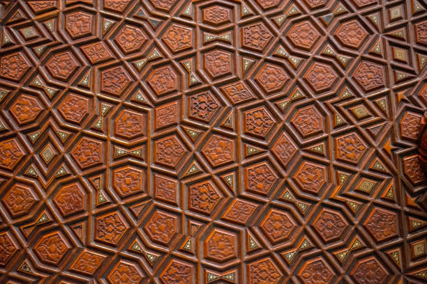 istock Ottoman Turkish  art with geometric patterns on wood 908385614