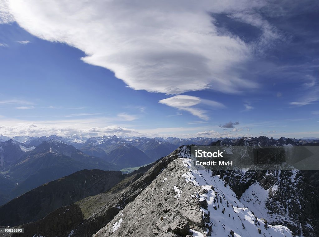 Высокий горный хребет - Стоковые фото Австрия роялти-фри