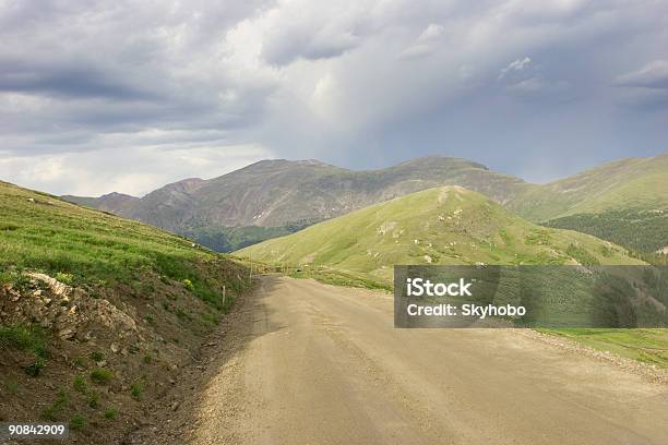 Старый Fall River Road — стоковые фотографии и другие картинки Дорога - Дорога, Осень, Река