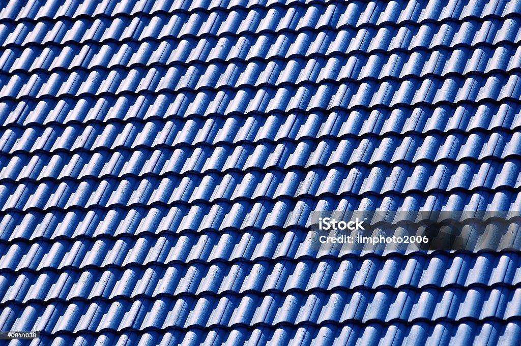 Blauen Fliesen auf dem Dach - Lizenzfrei Architektur Stock-Foto