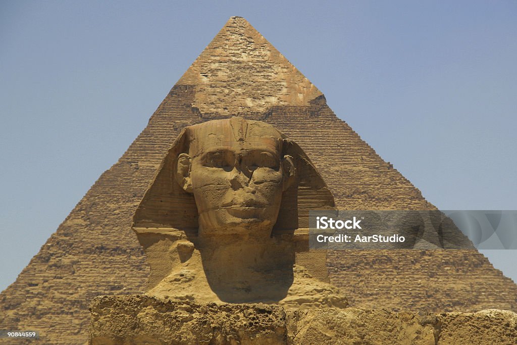 Pirâmide de Quéfren e a Esfinge - Foto de stock de Antigo royalty-free