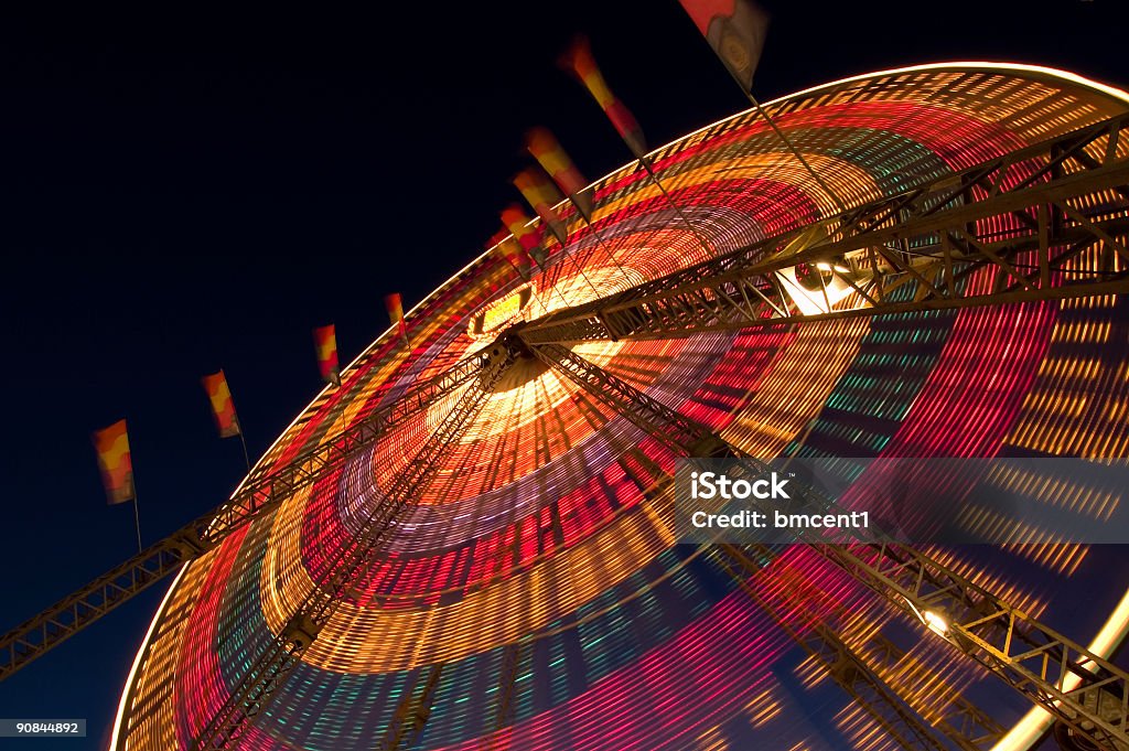 Grande roue de nuit - Photo de Ampoule électrique libre de droits