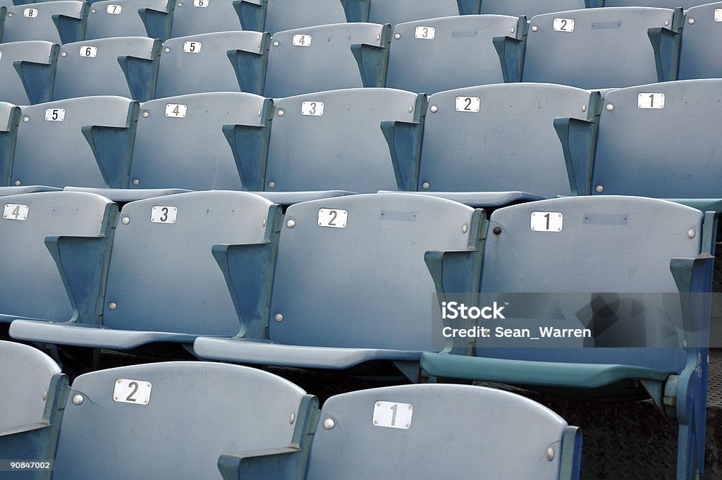 Posti-Bleacher Stadio - Foto stock royalty-free di Auditorio