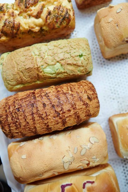 istock Loaf of breads 908475056