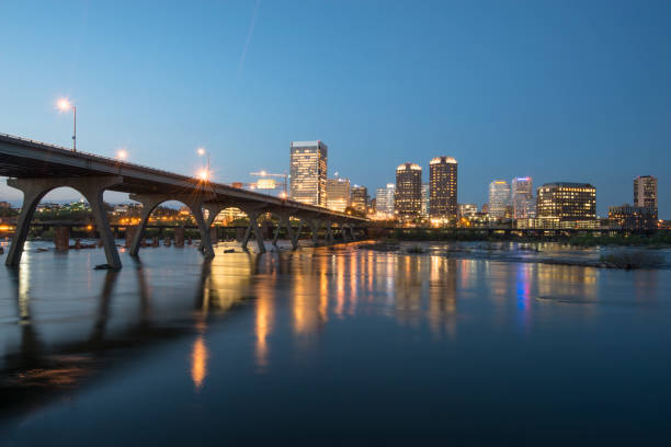 istock Sun Set at James River, Richmond, VA 908477586
