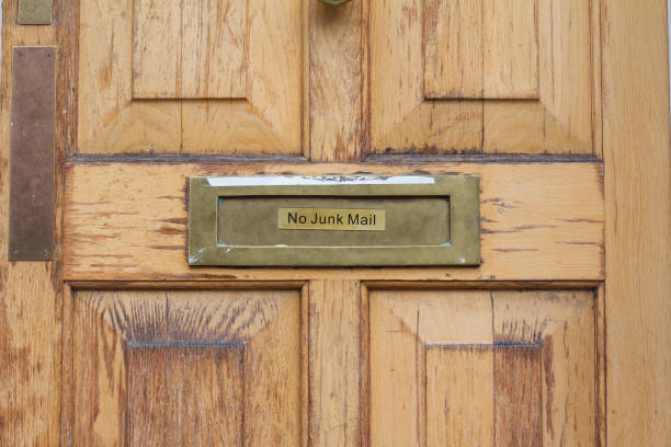 istock no junk mail inscription on door 908521370