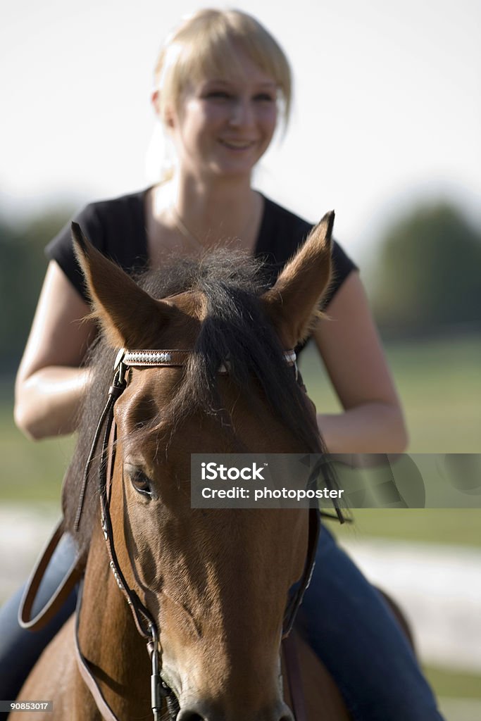 Frau und Ihr Pferd - Lizenzfrei Pferd Stock-Foto