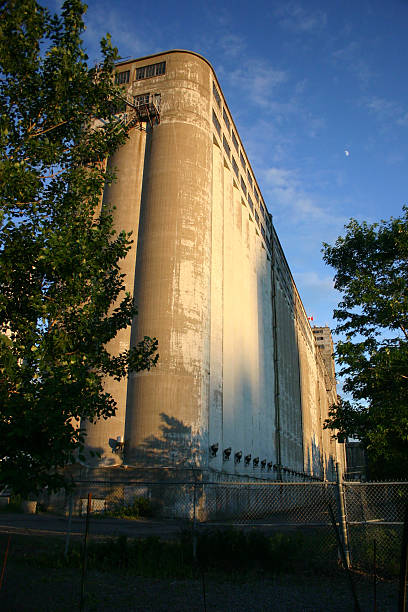 istock Abandoned Industrial Building in the old Montreal 90853520