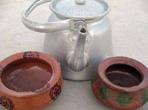 Tea pot with clay pot