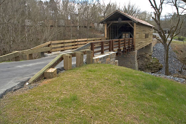 istock Harrisburg Covered Bridge, East Tennessee 90856924