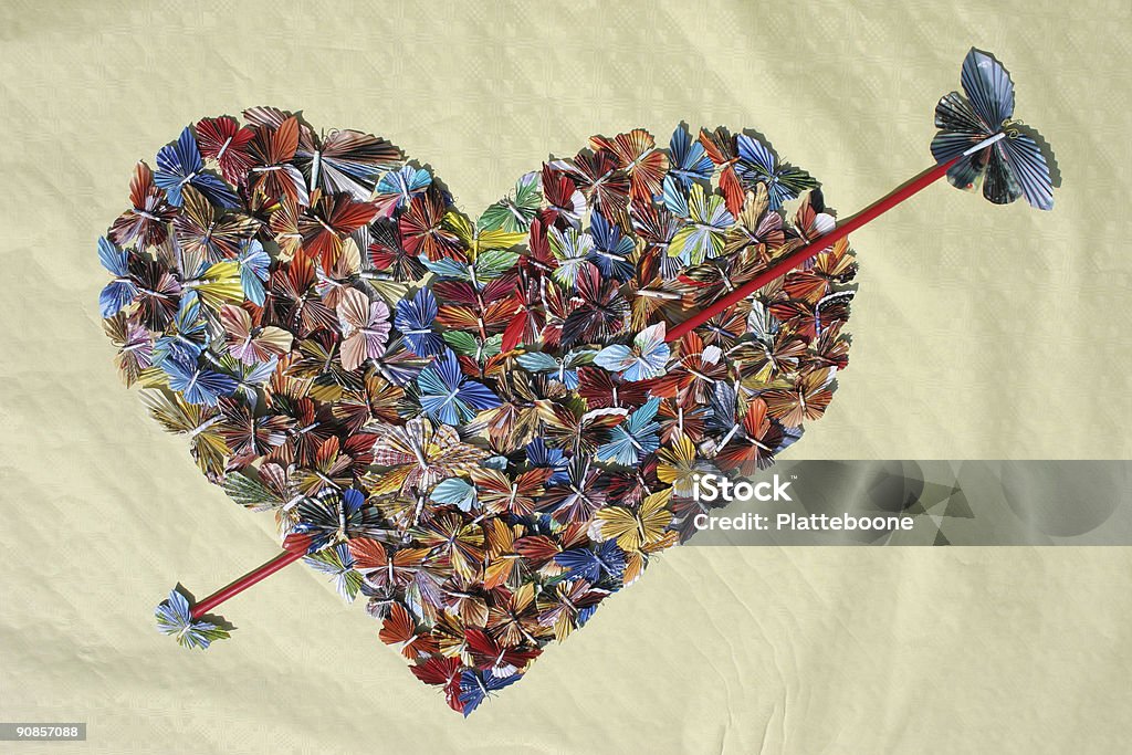 Riempito con cuore San Valentino di farfalle - Foto stock royalty-free di Amore