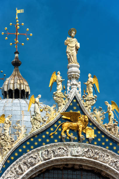 istock Top of Saint Mark`s Basilica in Venice, Italy 908582424
